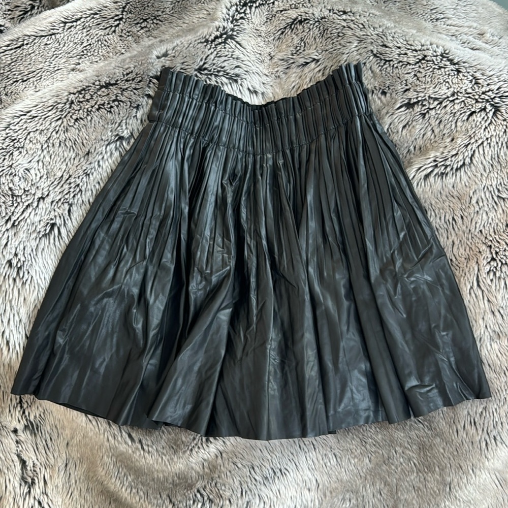 Zara pleated leather skort
